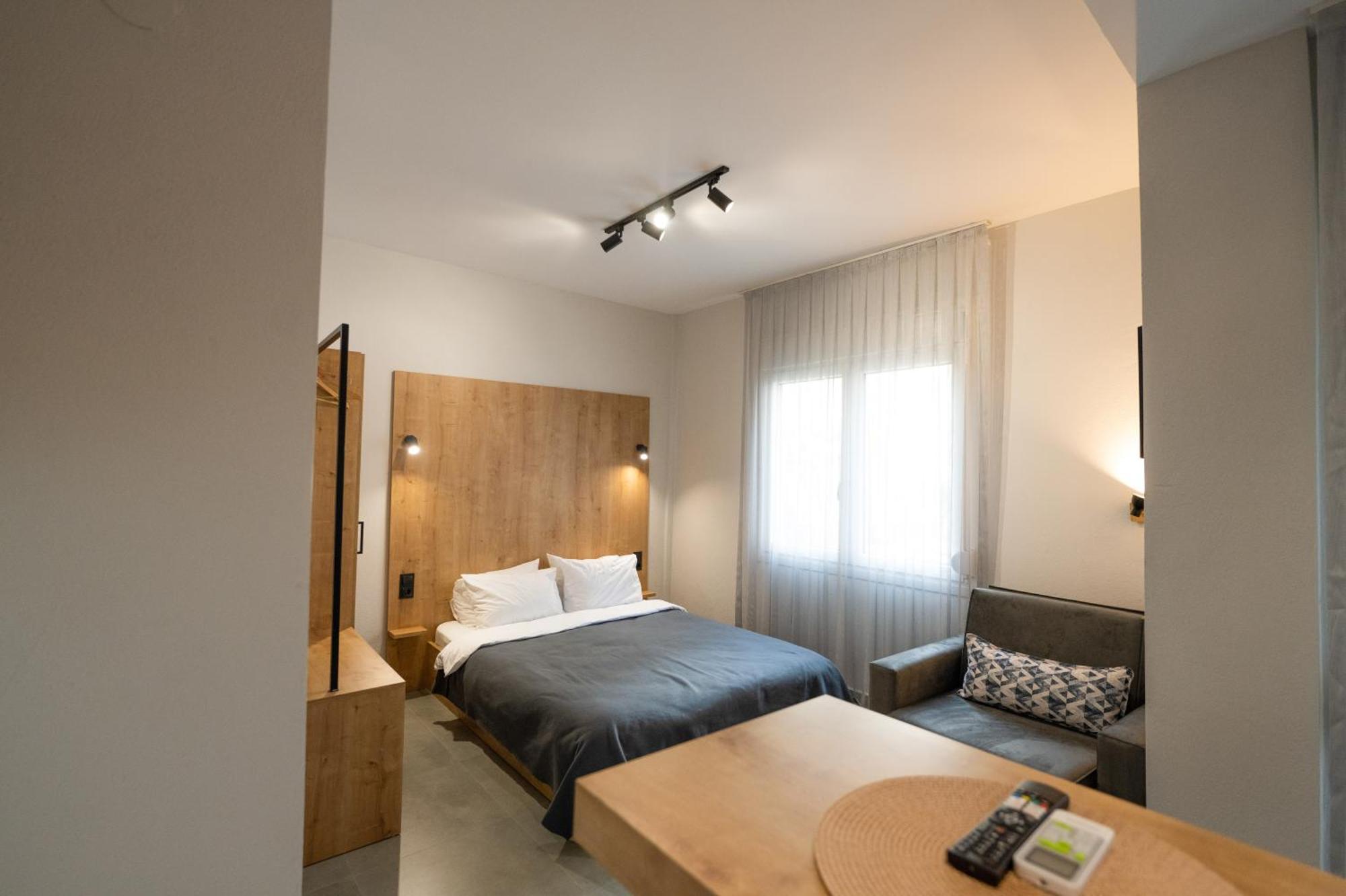 Themis Urban Stay Komotiní Exterior foto